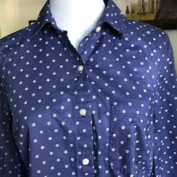 Old Navy Blue Shirt W/Tiny White Flowers, Size M - Picture 2 of 6